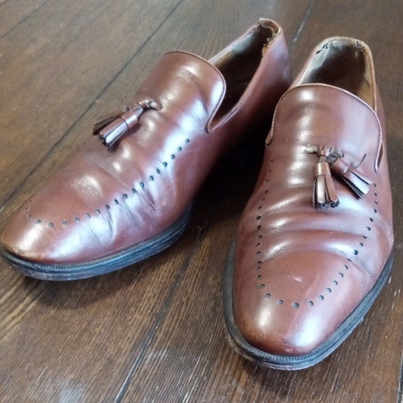 Vintage GUCCI Brown Leather Tassel Loafers main image 16